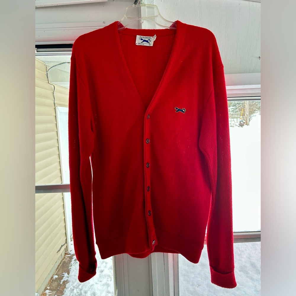 JCPenney the fox sweater Vintage Men's Red Cardigan Sweater